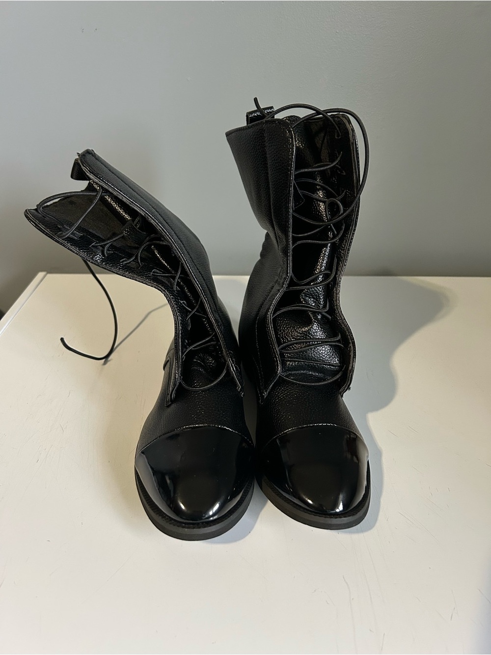 Women’s Black Lace-Up Combat Riding Boots Patent Cap Toe